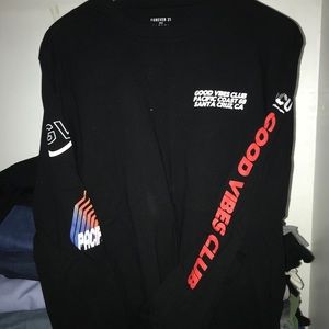 GOOD VIBES CLUB Long Sleeve